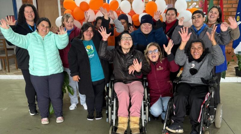 APAE de Papanduva realiza ação especial no Agosto Laranja