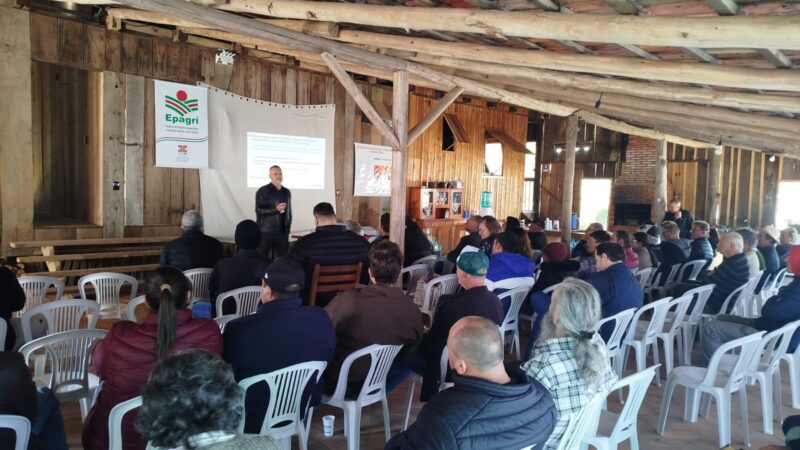 REALIZADO EM MAJOR VIEIRA O 8° ENCONTRO REGIONAL DE APICULTURA DO PLANALTO NORTE CATARINENSE