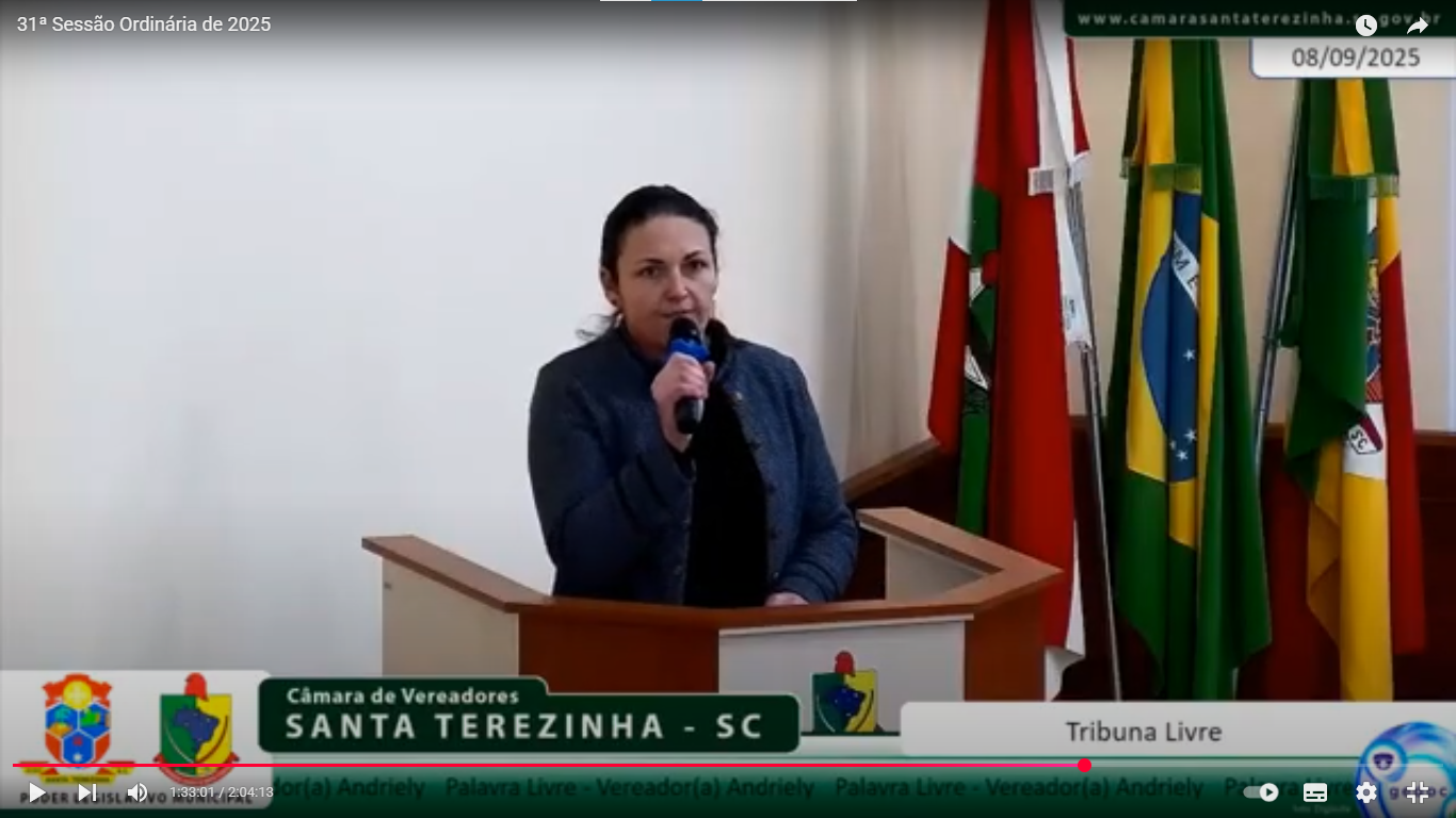 Vereadora Andriely Okopniki defende APP e explica adiamento da Festa do Mel em sessão da Câmara