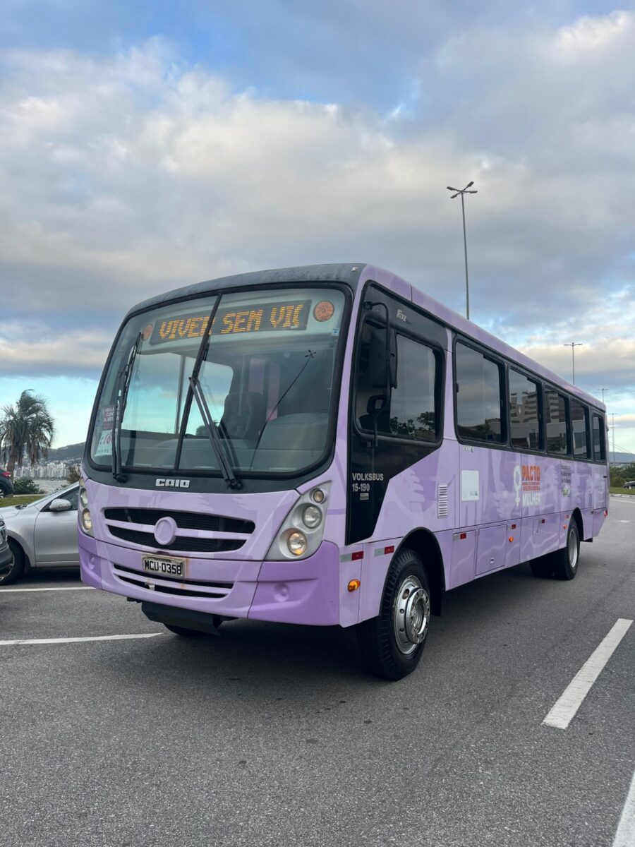 Ônibus Lilás chega a São Bento do Sul com ações de combate à violência contra a mulher