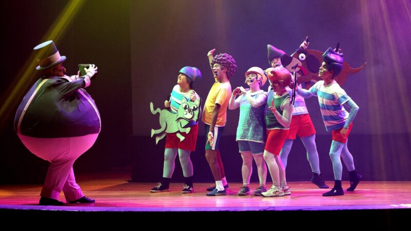 Diversão em Cena estreia em São Bento do Sul com casa cheia e arrecadação solidária