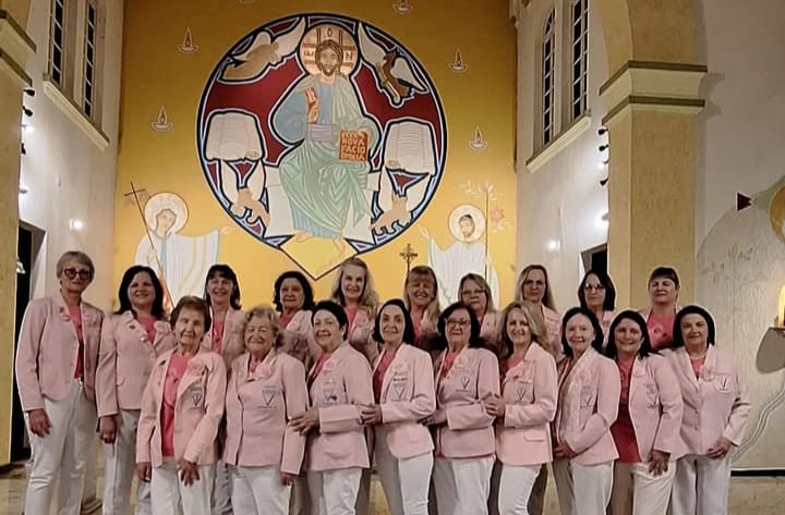 Rede Feminina de Rio Negrinho encerra Outubro Rosa com missa e reforça a importância da prevenção contínua