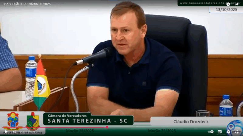 Vereador Cláudio Drozdeck protocola moção em defesa da cadeia produtiva do leite e da agricultura familiar em Santa Terezinha