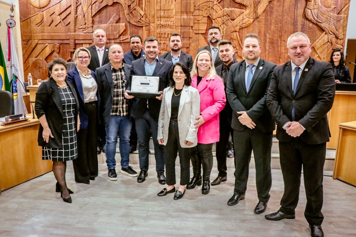 Câmara de Vereadores de São Bento do Sul realiza sessão especial de entrega de moções de aplausos
