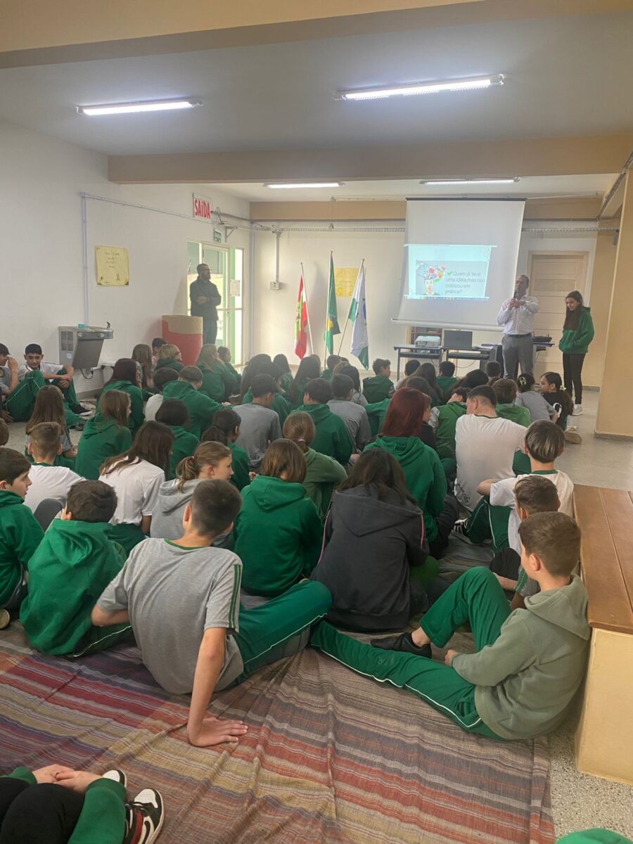 Empreendedorismo nas Escolas de Campo Alegre – Alunos aprendem na prática o valor da inovação e da persistência