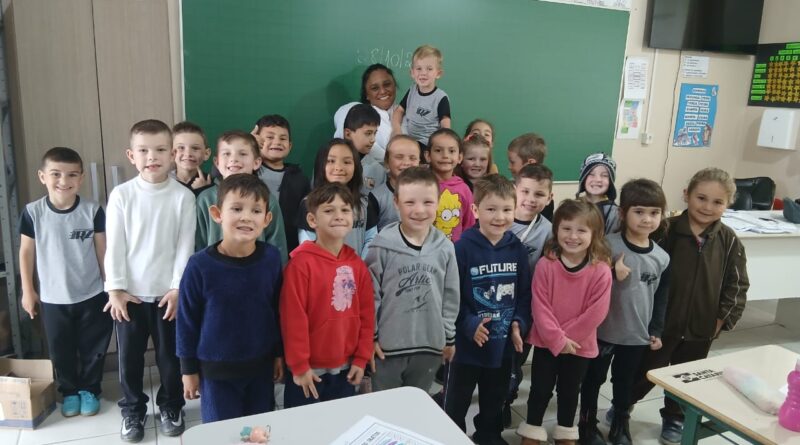 Papanduva realiza aplicação de flúor na Escola Irene Reva, em Nova Cultura