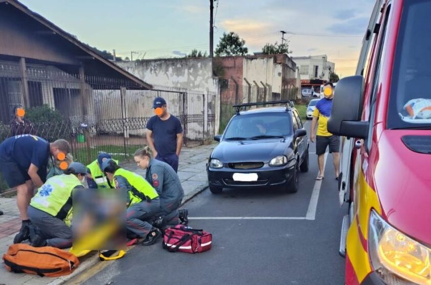 Criança de 4 anos é atropelada por Fusca em Porto União e levada ao hospital