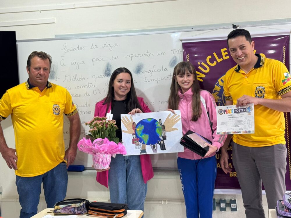 Lions Clube de Santa Terezinha premia talentos do “Cartaz da Paz” e celebra a criatividade dos estudantes