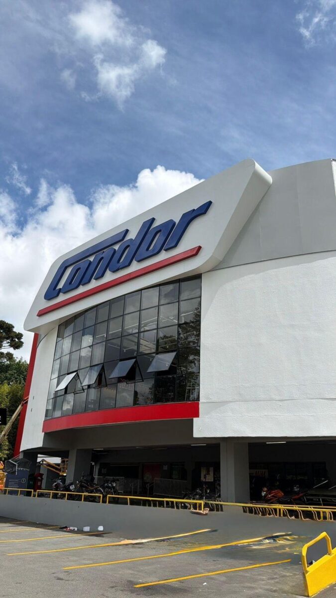Condor inaugura hipermercado em São Bento do Sul