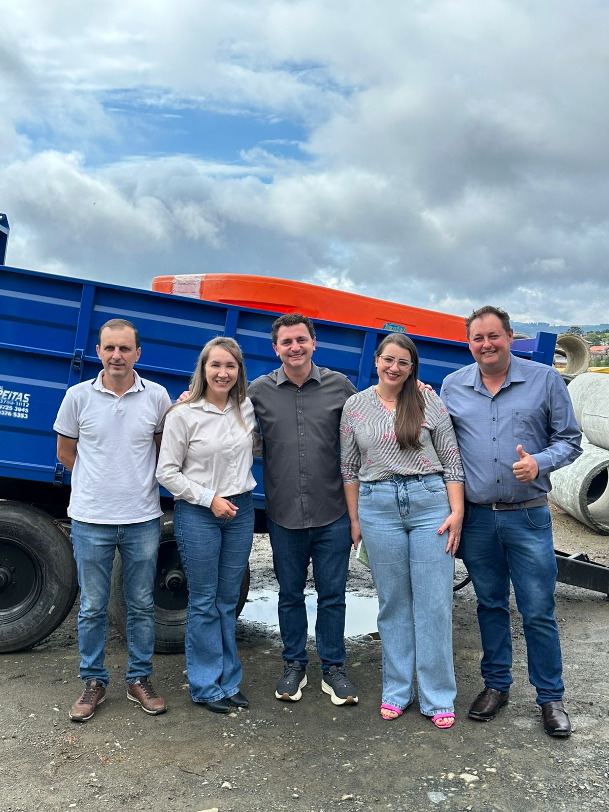 Vereadores do MDB de Santa Terezinha garantem novos implementos e recursos para o município