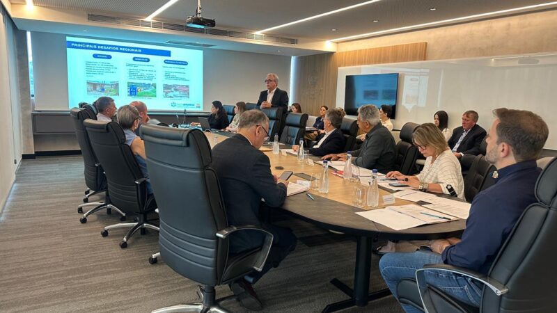 AMUNESC realiza última assembleia do ano e escolhe novos presidentes para 2026