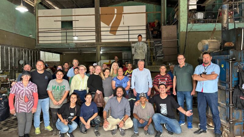 Curta-metragem “Zona de Triagem” é lançado na Cooperativa de Material Reciclável de São Bento do Sul