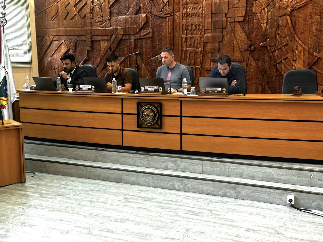 Quatro projetos do Legislativo seguem em tramitação após comissões