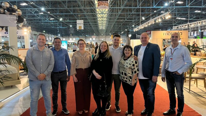 Vereadores prestigiam mais uma Feistock