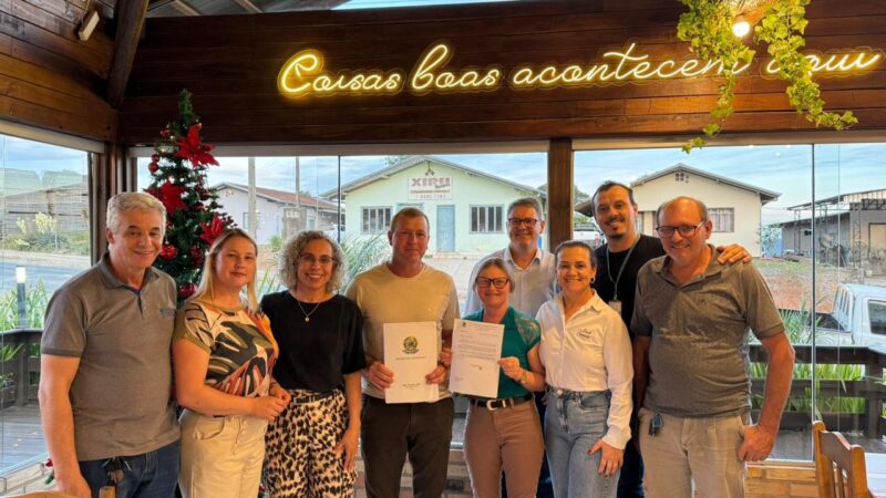 Vereador Claudio Drozdeck e PT anunciam quase R$ 3 milhões em recursos para Santa Terezinha