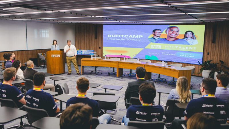 IEL/SC premia estudantes que criaram soluções a desafios da indústria catarinense