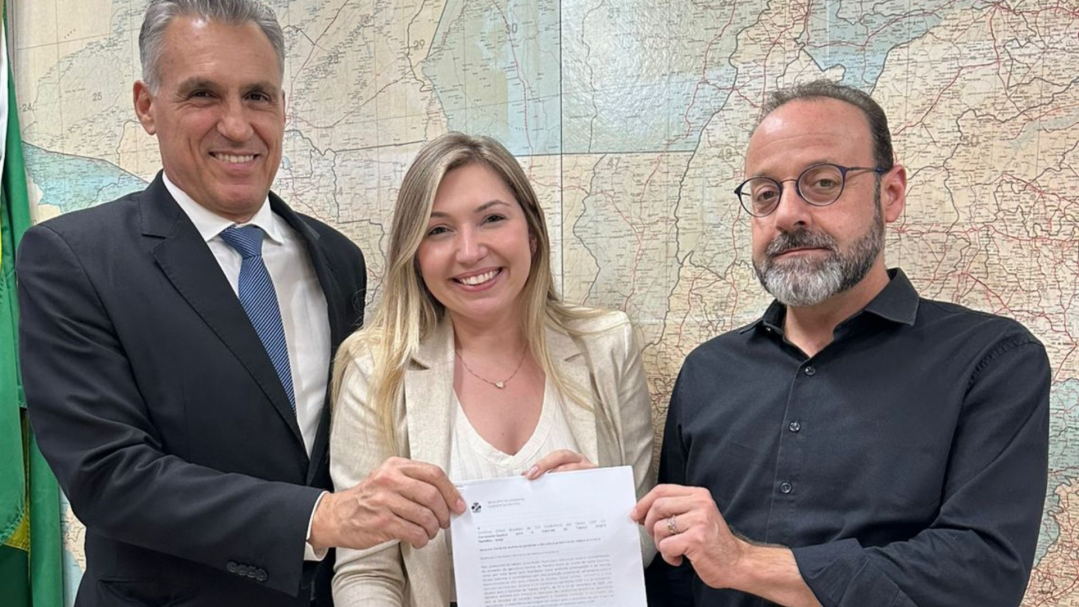 Prefeita de Canoinhas entrega carta em defesa dos produtores de tabaco ao Governo Federal