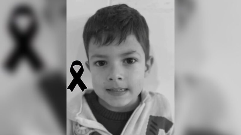 Prefeitura de Itajaí afasta servidora da Saúde após morte de menino de 7 anos