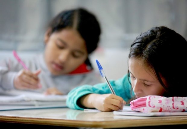 Entrega de documentos para matrículas na rede estadual termina nesta quinta-feira