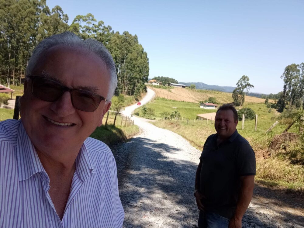 Ex-prefeito Genir Junckes reage a críticas, cobra reconhecimento e transfere responsabilidade após um ano de nova gestão