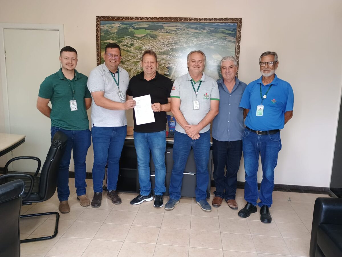 Monte Castelo se destaca: prefeito é o primeiro do Planalto Norte a aderir ao SC Rural 2