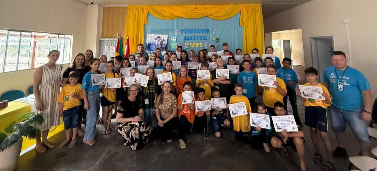 Formatura da Oficina de Robótica celebra inovação e educação em Santa Terezinha