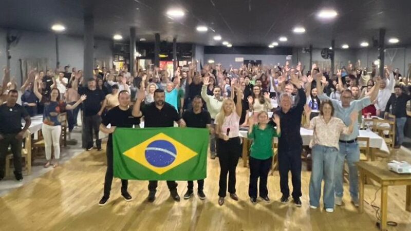 Confraternização do PL celebra marco de 1000 filiados