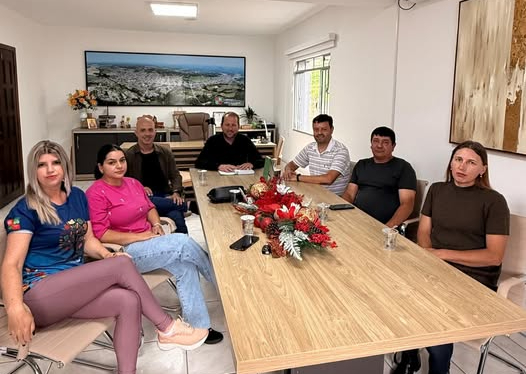 Sindicato dos Servidores Públicos de Papanduva discute reposição salarial e melhorias com o prefeito