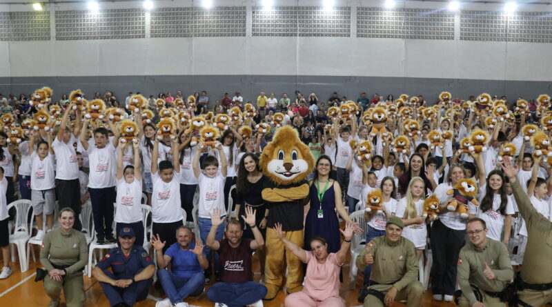 Formatura do PROERD reúne alunos e famílias em Papanduva