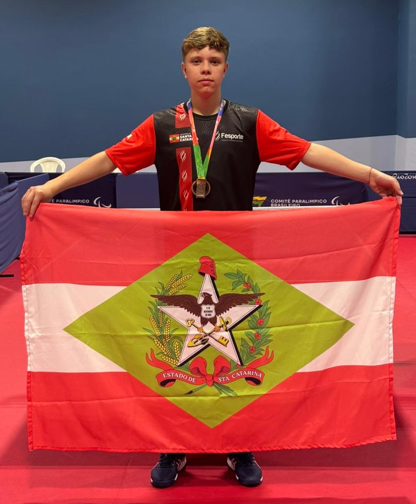 Tênis de Mesa – Kauan Gabardo brilha e conquista medalha em São Paulo