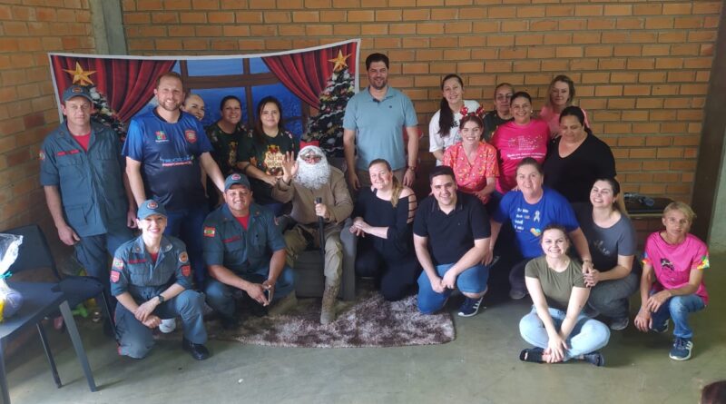 Prefeitura de Papanduva promove Natal inclusivo para crianças autistas e familiares