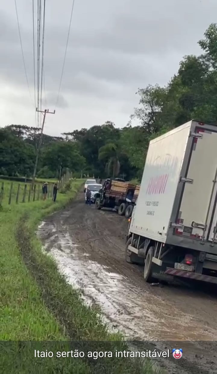 Utilidade Pública: Estrada Itaió Sertão Intransitável em Santa Terezinha