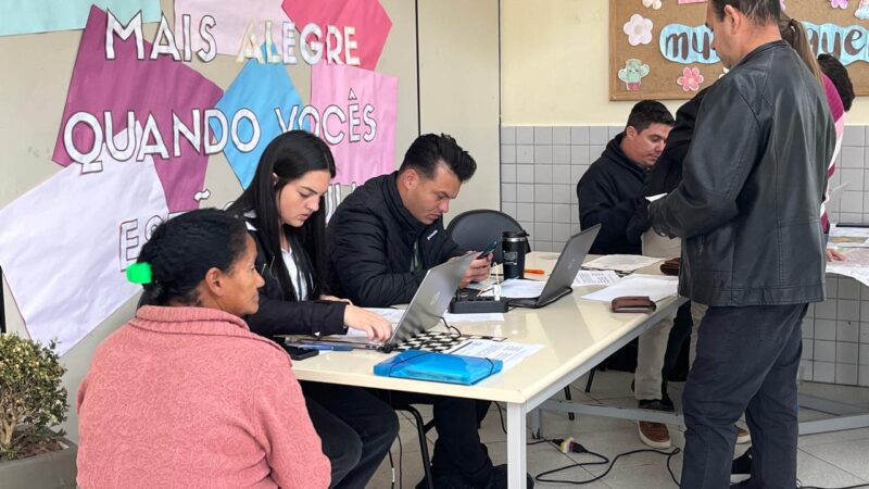 EMHAB promoveu a assinatura de 198 contratos de regularização fundiária