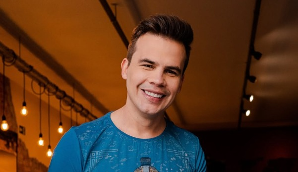 Evangelização e Gratidão marcam apresentação de Danilo Dyba no Natal em Família de Canoinhas nesta segunda-feira