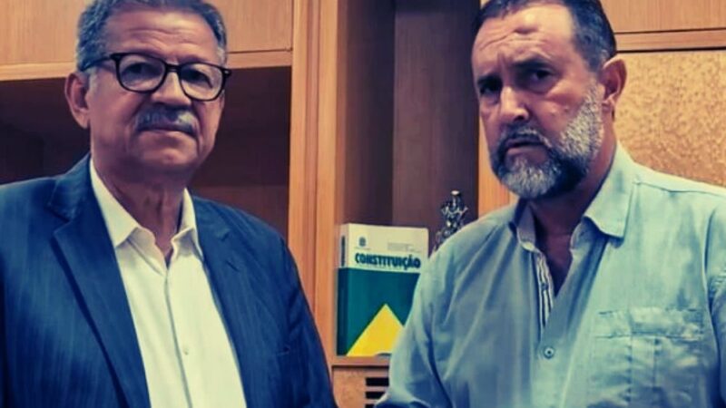 Entidades de caminhoneiros rejeitam greve convocada por Chicão e ex-desembargador