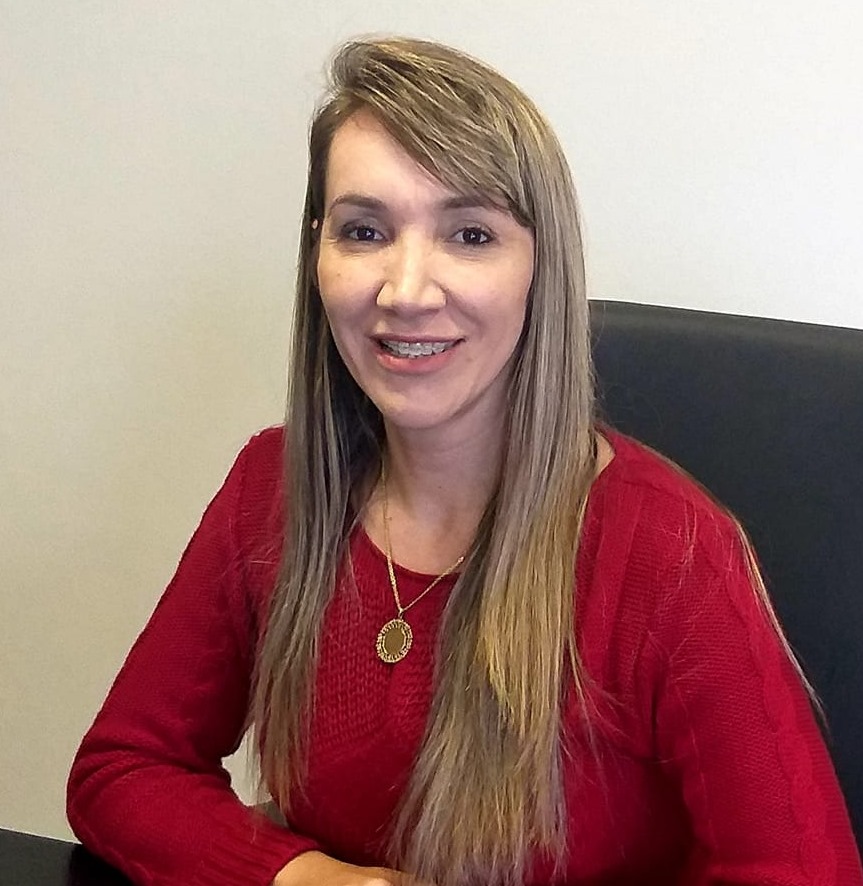 Prefeita Valquiria Schwarz comemora milhões, mas Santa Terezinha ainda espera resultados