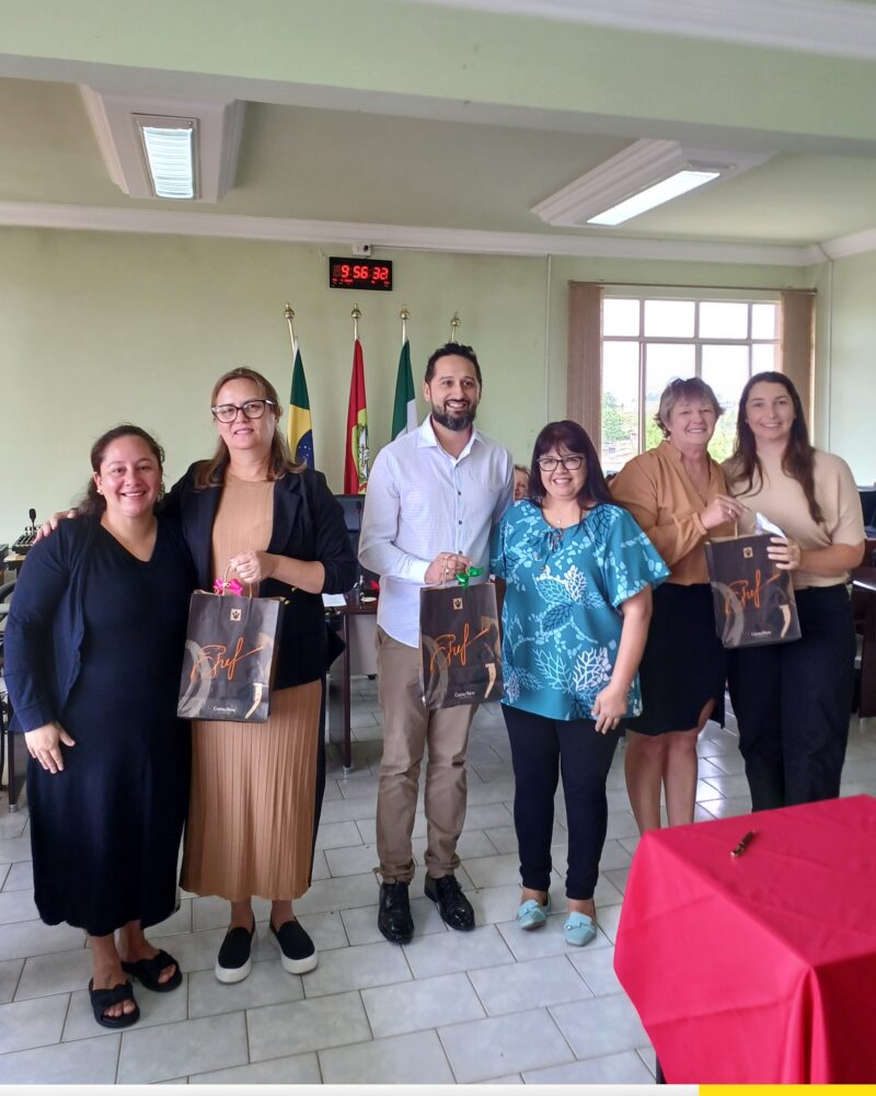 Câmara de Vereadores sedia posse dos novos diretores da rede municipal de ensino