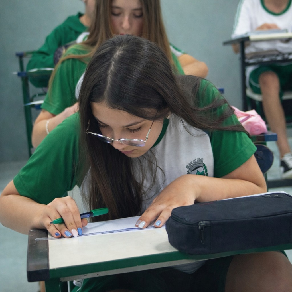 Prefeitura de Campo Alegre garante material escolar completo aos alunos da rede municipal