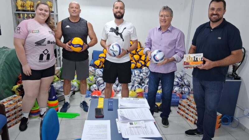 Fundação Municipal de Desportos investe mais de R$ 140 mil em materiais esportivos e equipamentos