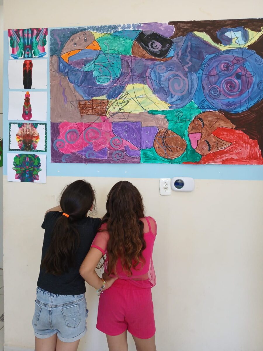 CRAS Oxford promove atividade de arte-terapia voltada à saúde mental das crianças