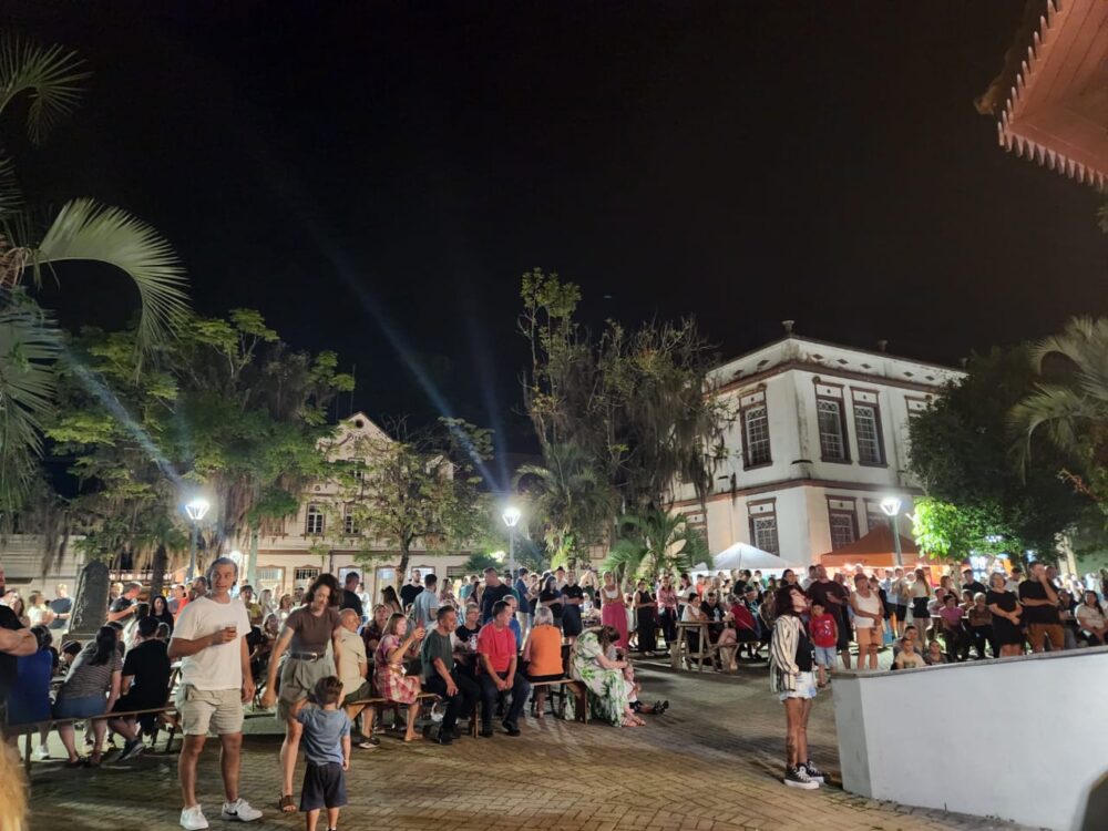 Hoje tem Retreta de Verão na Praça Jardim dos Imigrantes no Centro com novo horário