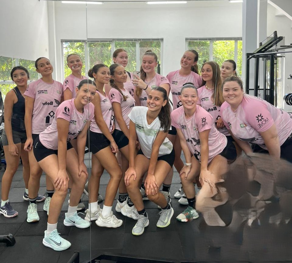 Voleibol feminino Sub 19 da FMD inicia temporada 2026 com foco em grandes competições