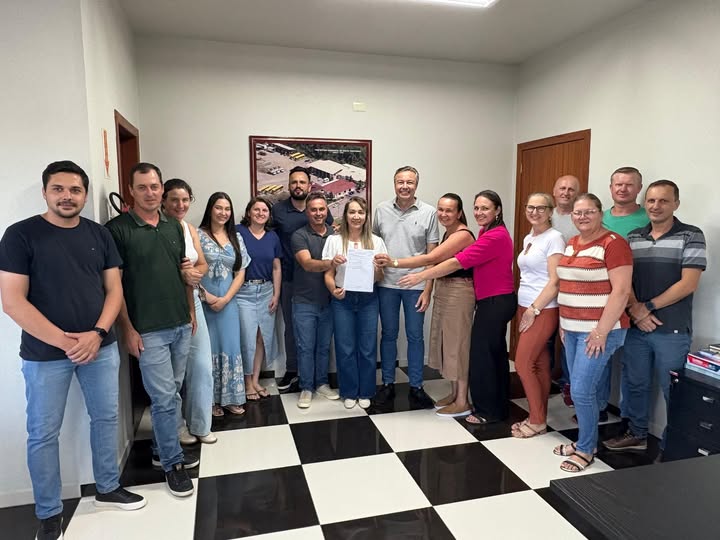 Deputado Napoleão Bernardes destina R$ 275 mil para infraestrutura de Santa Terezinha