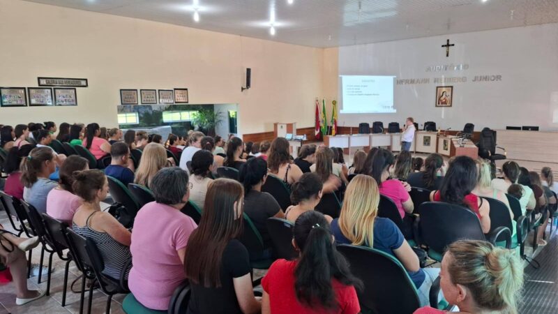 Formação continuada reúne educadores e reforça compromisso com ensino humanizado em Santa Terezinha