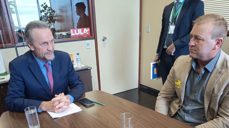 Santa Terezinha conquista R$ 200 mil para mobília do novo posto de saúde e reforça parceria em Brasília