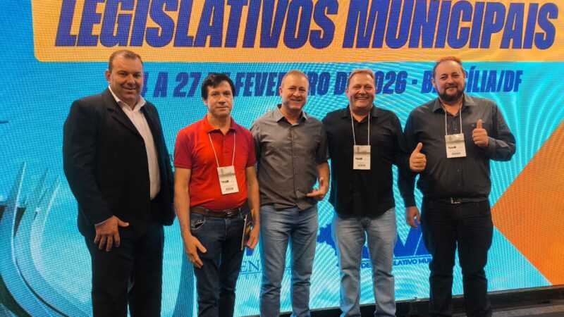 Vereadores de Santa Terezinha participam de encontro nacional em Brasília e reforçam articulação por recursos