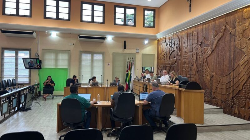 Reajuste salarial de servidores é aprovado em sessão extraordinária