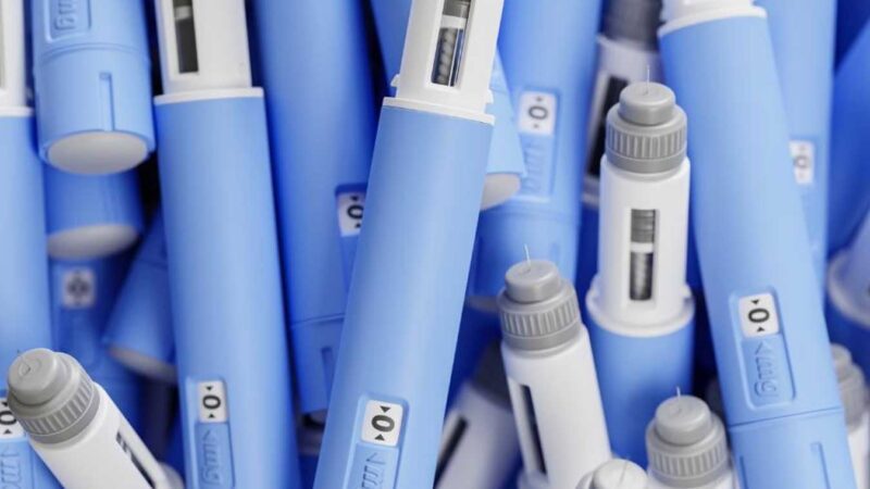 Ação integrada fiscaliza comercialização irregular de emagrecedores em São Bento do Sul