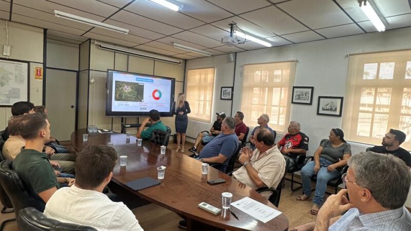 Assinada ordem de serviço de 2 obras de pavimentação