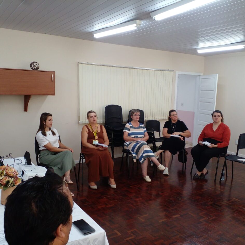 Foco no fortalecimento das políticas públicas para mulheres